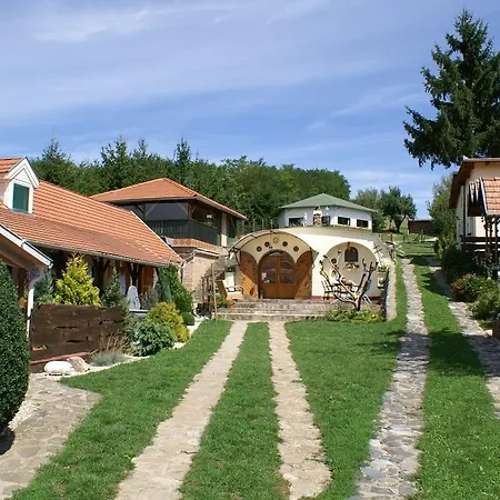 Bed & Breakfast Kalandor Zalacsany